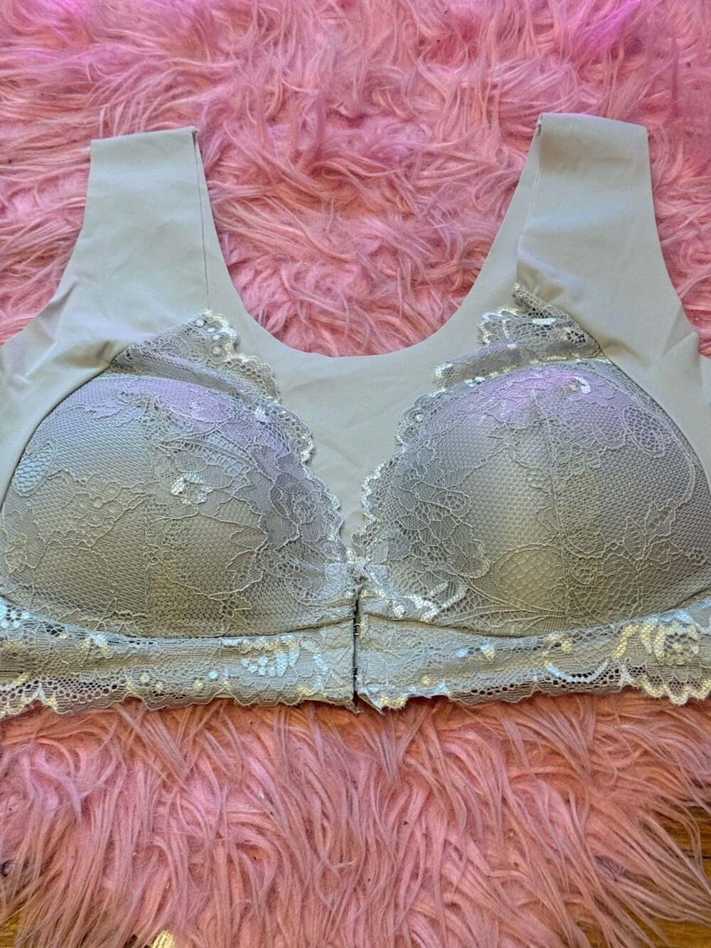 Unbranded Front Closure Lace Wireless Bra Size 5XL mint green nwot